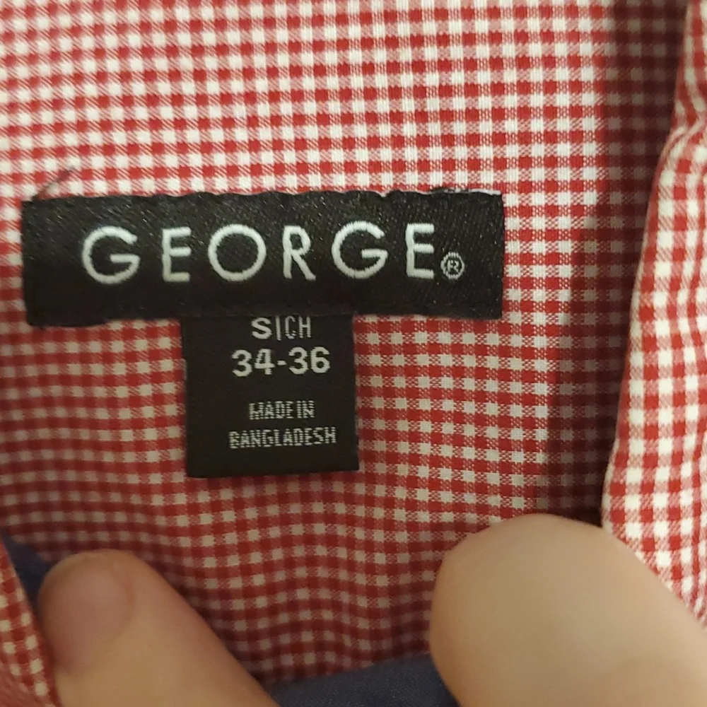 George Mens red and white checkered long sleeve button up dress shirt - Picture 2 of 6